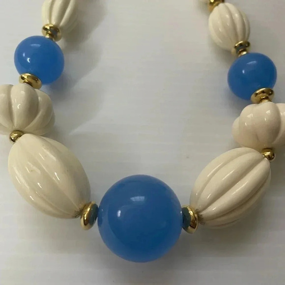 3 FOR $15 Trifari Statement Necklace Blue Cream Chunky Beaded - Picture 2 of 4